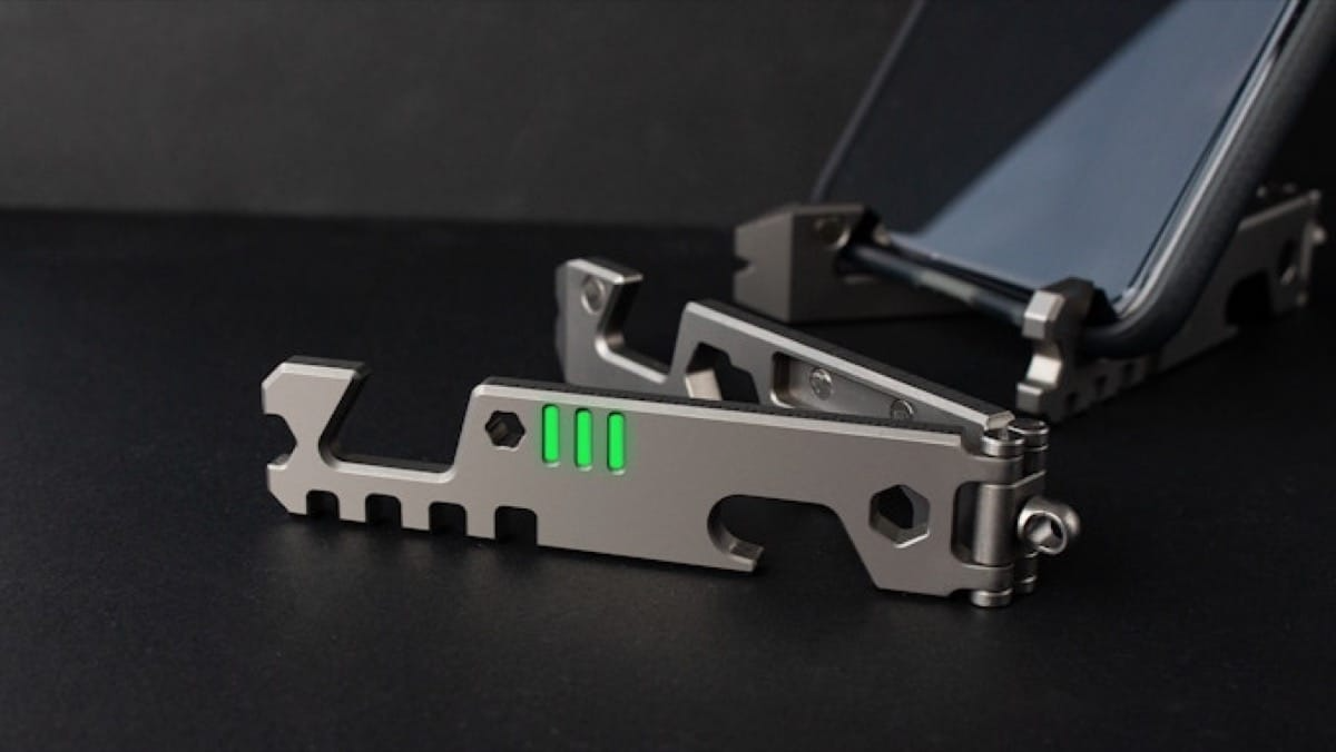 9 Best Titanium Phone Stands in 2026