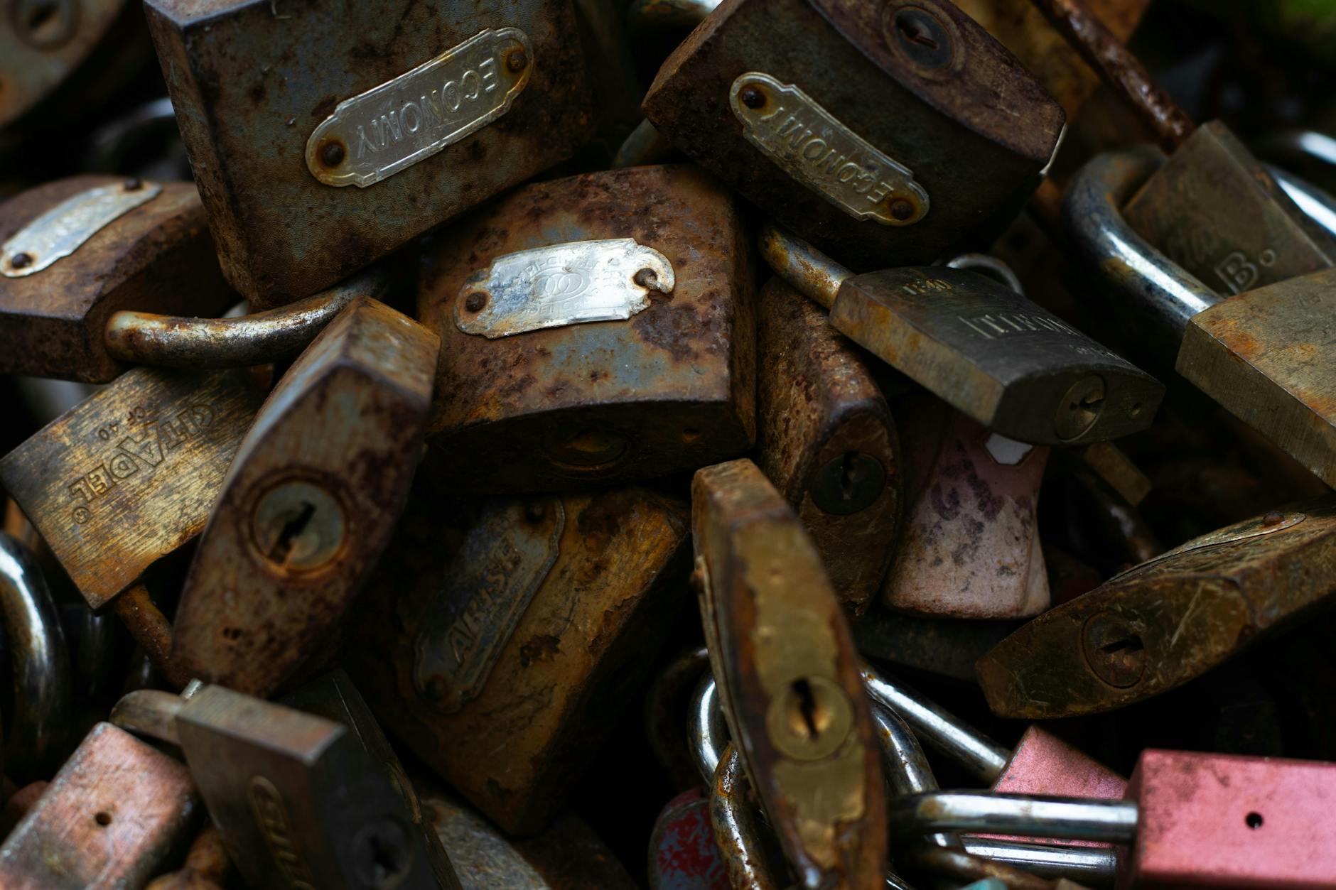 Can Titanium Corrode? Causes, Risk Factors, and Protection Tips