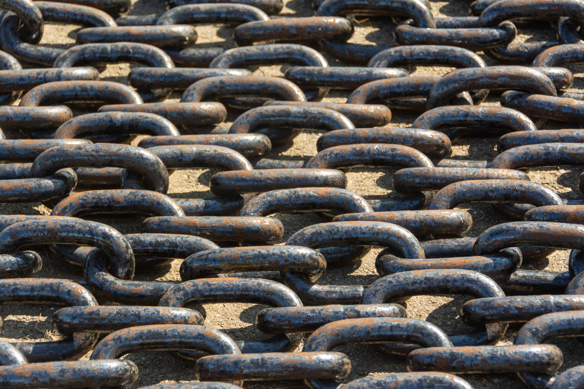 How Durable Is Titanium in Everyday Use? Strength, Corrosion Resistance & Lifespan