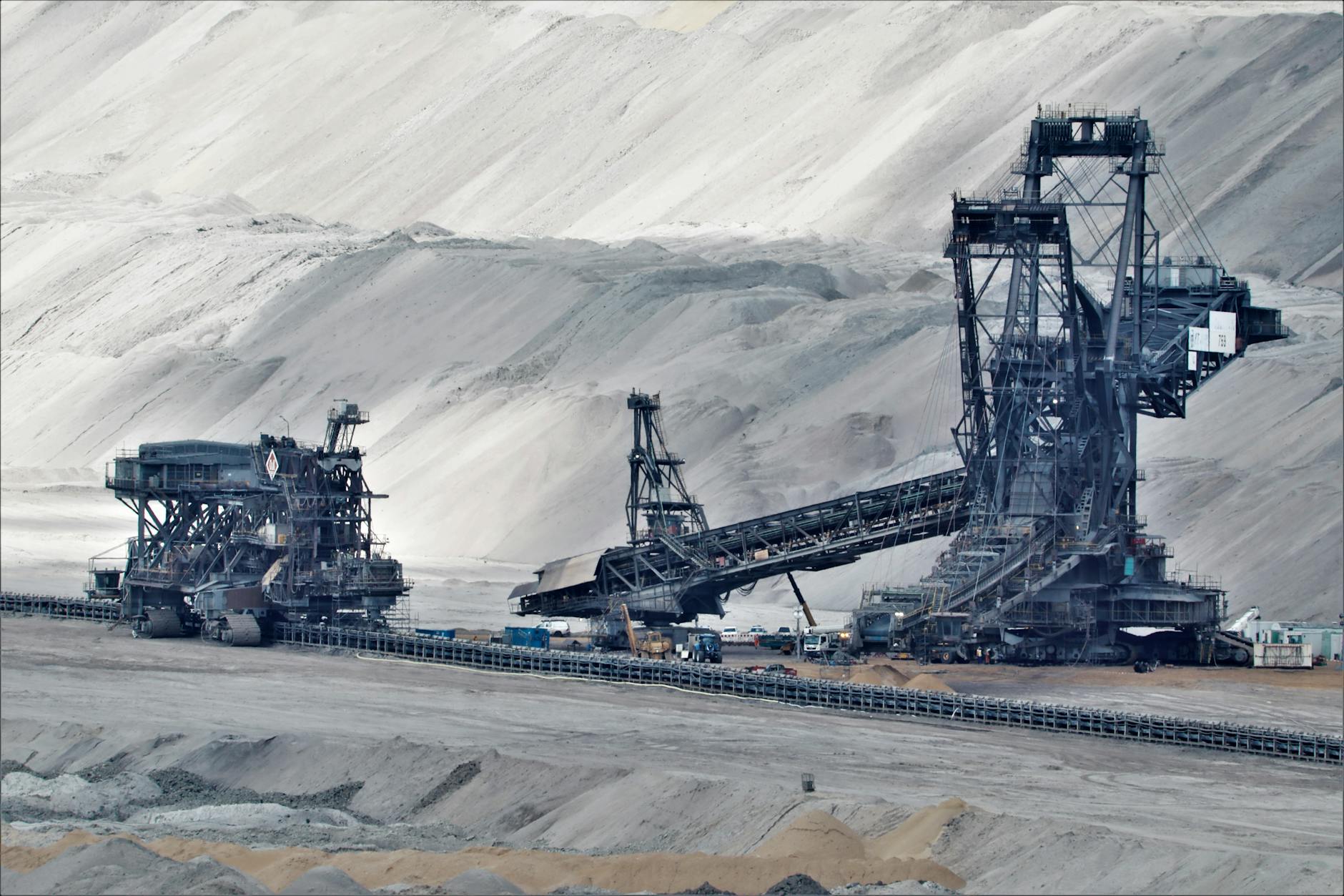 How Titanium Is Processed: From Ore to Finished Parts (2026 Guide)